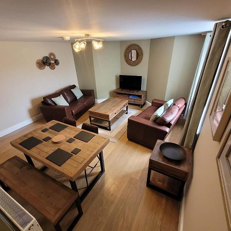 Llys Bach Apartment At Llys Aeron Aberaeron Exteriör bild