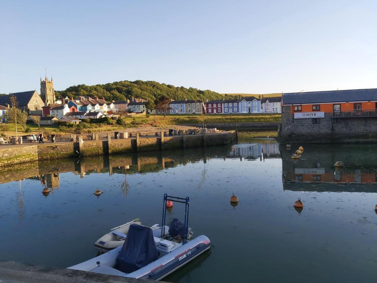 Llys Bach Apartment At Llys Aeron Aberaeron Exteriör bild