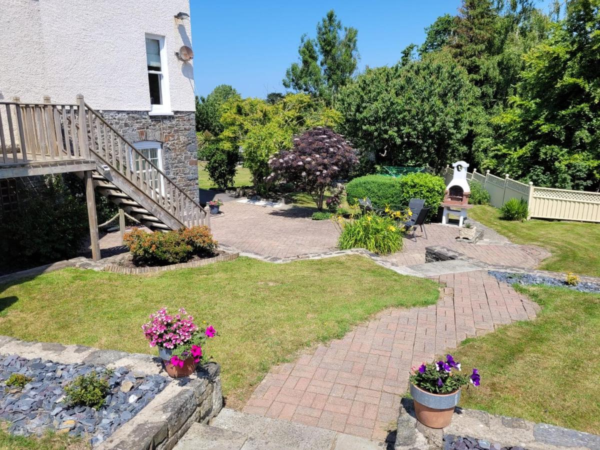 Llys Bach Apartment At Llys Aeron Aberaeron Exteriör bild