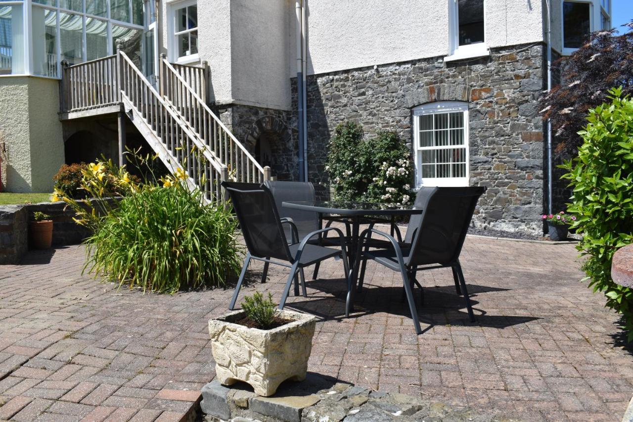 Llys Bach Apartment At Llys Aeron Aberaeron Exteriör bild