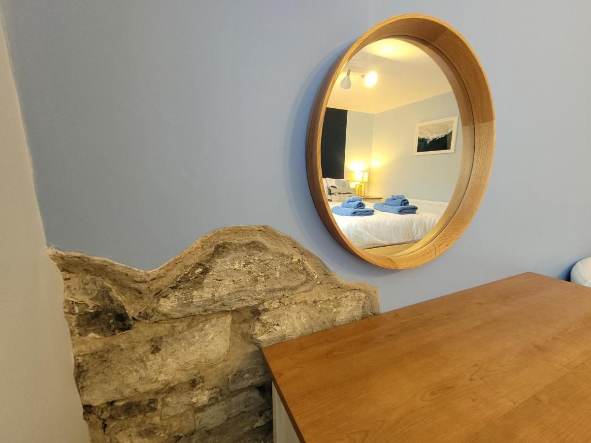 Llys Bach Apartment At Llys Aeron Aberaeron Exteriör bild