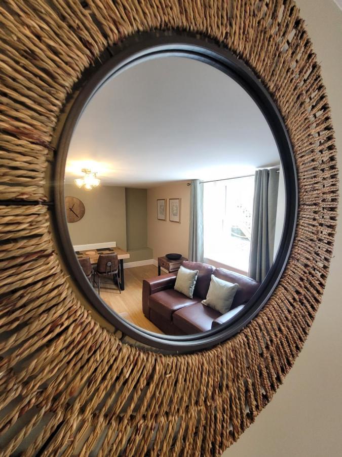 Llys Bach Apartment At Llys Aeron Aberaeron Exteriör bild